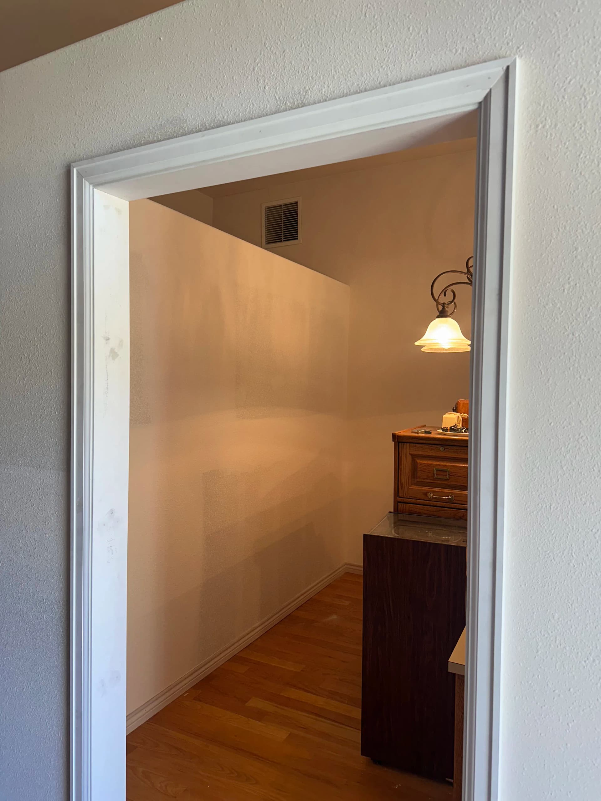 Gallery photos for Dining Room Turned Home Office in 5 Days: Image #8