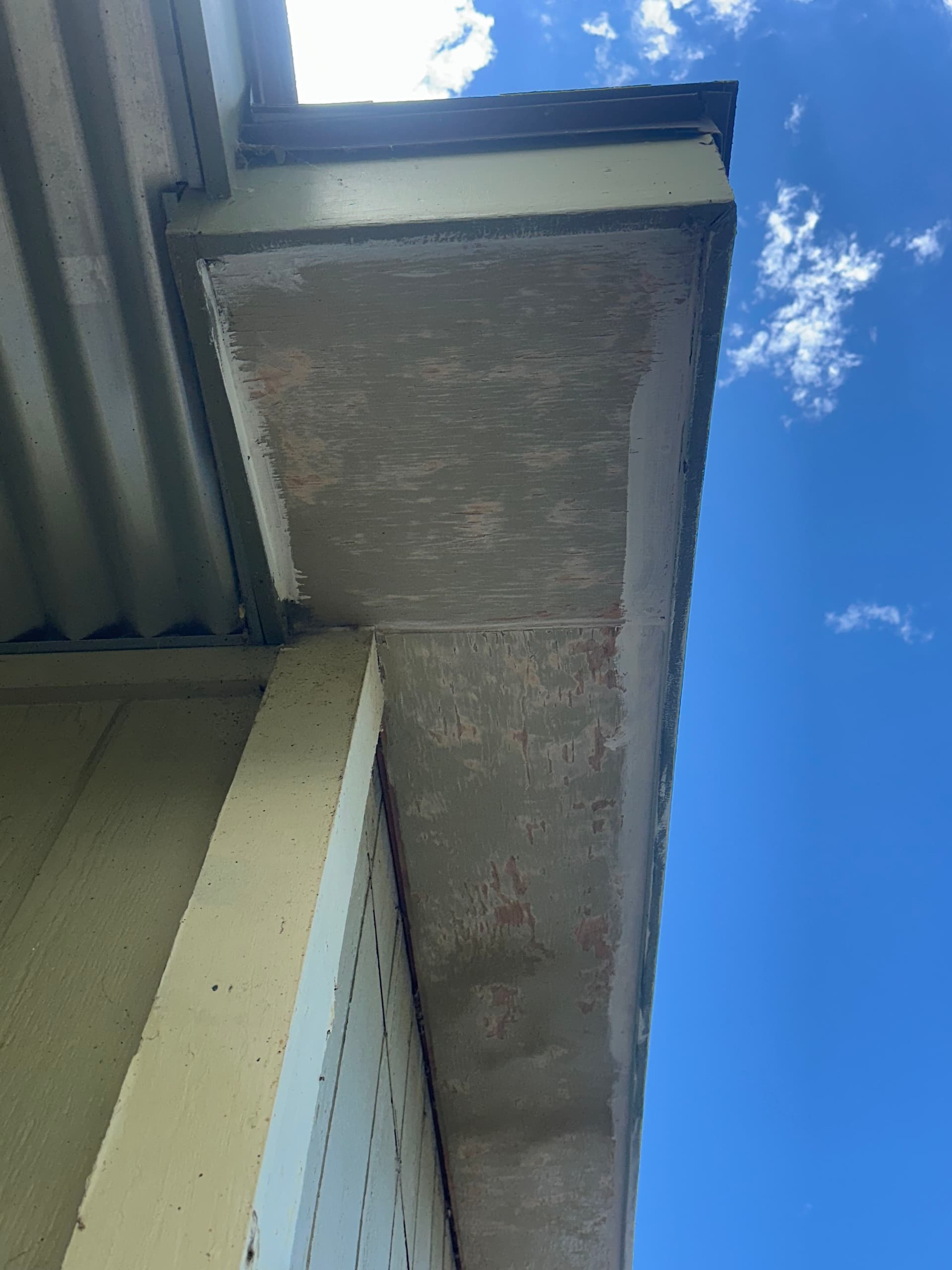 Gallery photos for Fascia, Soffit, and Siding Repair Done the Right Way: Image #4