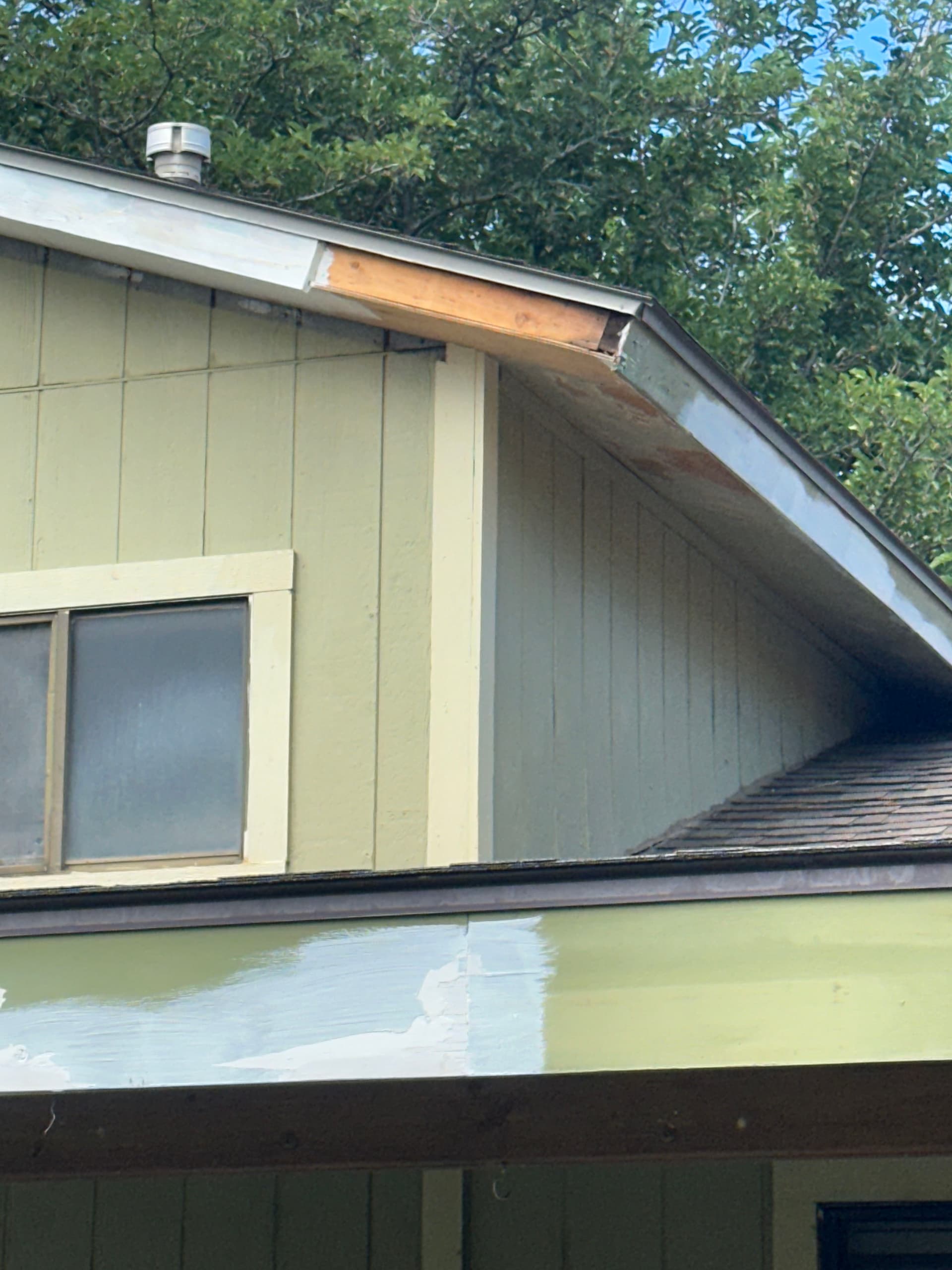 Gallery photos for Fascia, Soffit, and Siding Repair Done the Right Way: Image #3