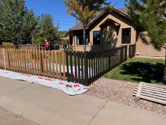 Transformative Fence Refresh Elevates Home Beauty