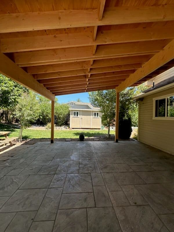 Beautiful Cedar Pergola Enhances Outdoor Living