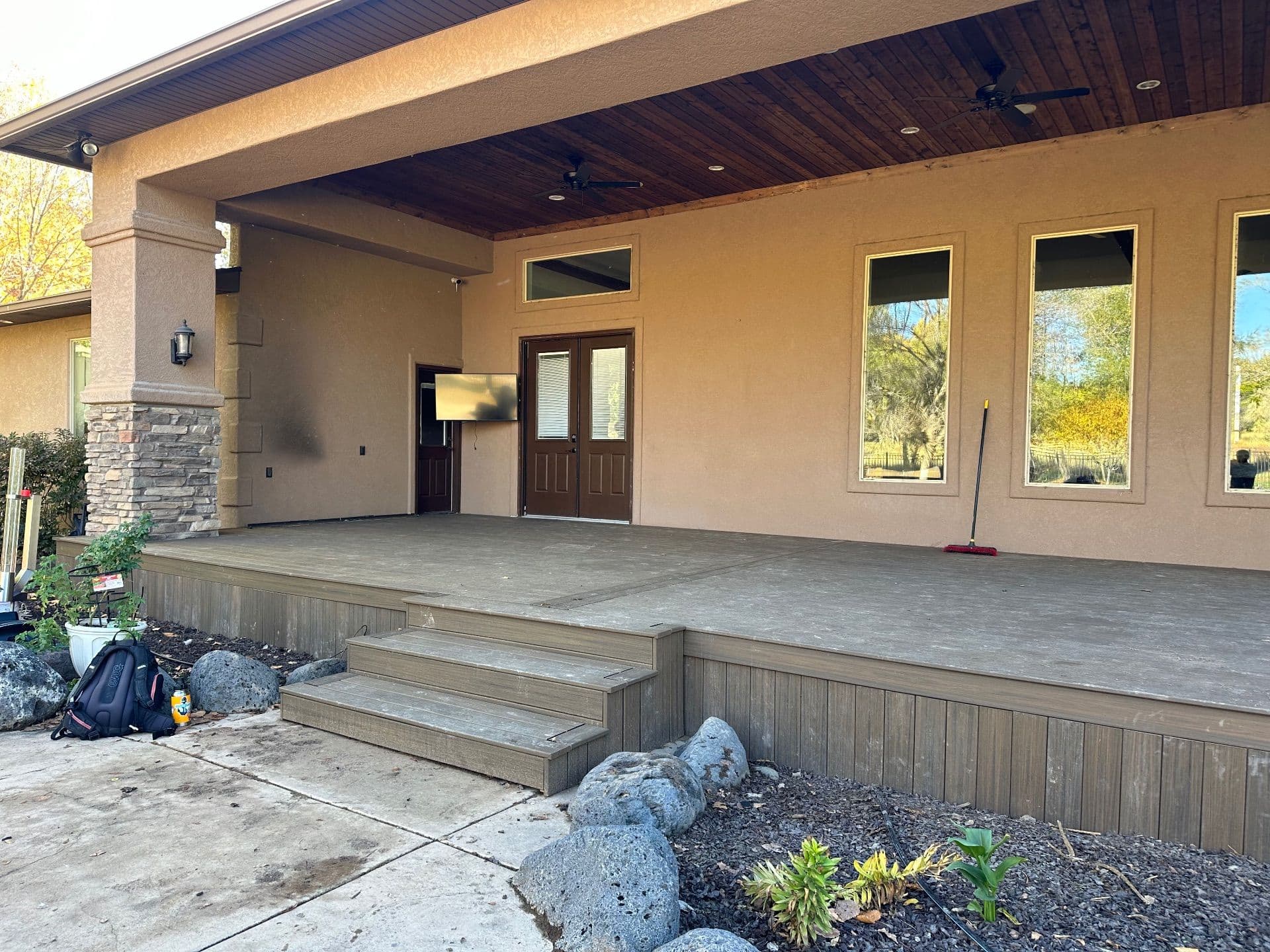 Gallery photos for Expansive Deck with Cozy Hot Tub Connection: Image #1